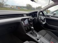 Volkswagen Passat SE NAV TDI DSG 9