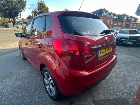 Kia Venga 1.6 3 Auto Euro 6 5dr 4