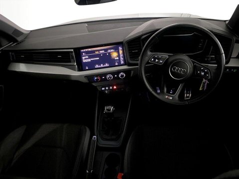 Audi A1 1.0 TFSI 30 S line Sportback 5dr Petrol Manual Euro 6 (s/s) (116 ps) Air Co 18