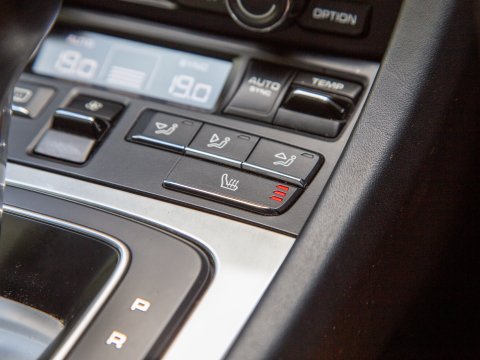 Porsche 911 CARRERA 4S PDK 48