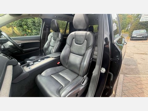 Volvo XC90 2.0 XC90 Inscription Pro B5 MHEV AWD Auto 4WD 5dr 9