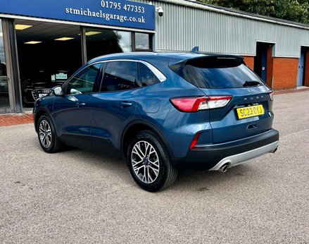 Ford Kuga 1.5 Kuga Titanium Edition 5dr 9
