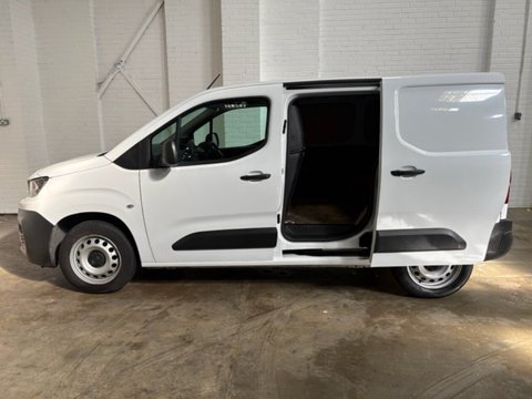 Peugeot Partner BLUEHDI PROFESSIONAL PREMIUM PLUS L1 12