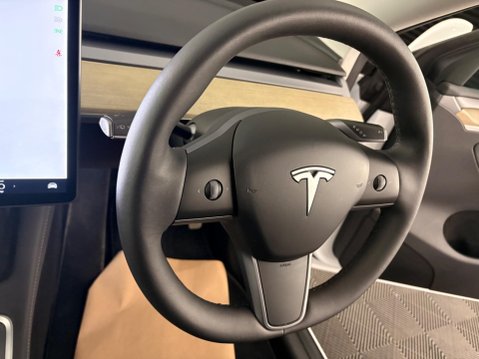 Tesla Model Y Auto RWD 5dr 12