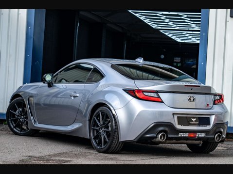 Toyota GR86 2.4 GR86 D-4S 2dr 28