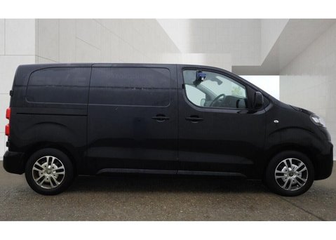 Vauxhall Vivaro 1.5 Turbo D 2700 Sportive Panel Van 6dr Diesel Manual L1 H1 Euro 6 (s/s) (1 2