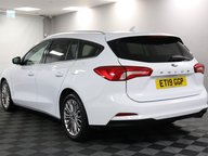 Ford Focus TITANIUM X 10