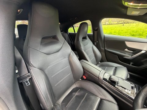 Mercedes-Benz CLA Class CLA 200 AMG LINE 28