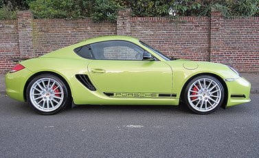 Porsche Cayman R 11