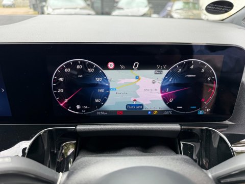 Mercedes-Benz GLA GLA 200 AMG LINE PREMIUM 50