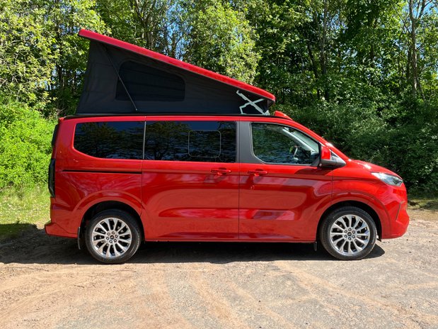 Ford Transit Custom Nugget Camper Titanium Kombi H1 2.0 150ps **PRE-REG** 5