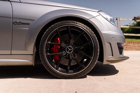 Mercedes-Benz C Class 6.3 C63 V8 AMG Edition 125 SpdS MCT Euro 5 2dr 11