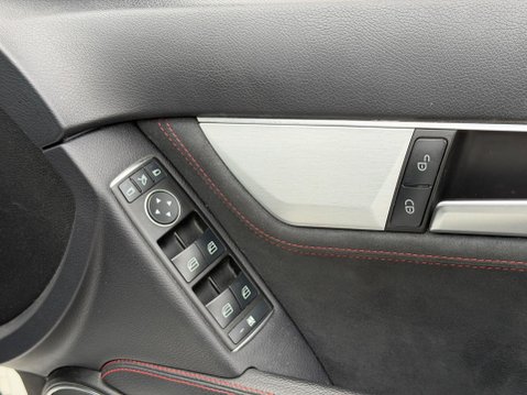 Mercedes-Benz C Class 2.1 C220 CDI AMG Sport Plus G-Tronic+ Euro 5 (s/s) 4dr 33