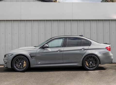 BMW M3 CS 2