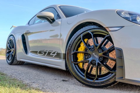 Porsche 718 Cayman GT4 PDK 25