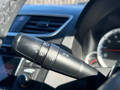 Suzuki Swift SZ3 33