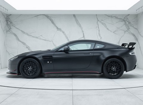 Aston Martin V12 Vantage S 8