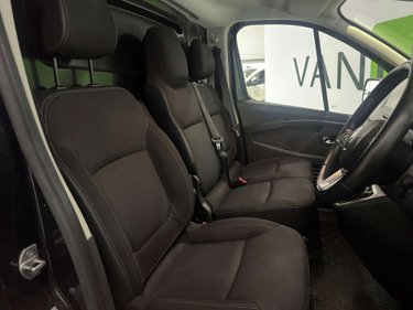 Renault Trafic 2.0 Trafic LL30 Sport+ Blue dCi LWB 4
