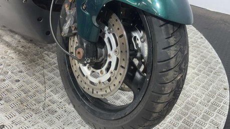 Triumph Trophy 1200 1999 SPARES OR REPAIR PROJECT BIKE LARGE 1200CC TOURER 17
