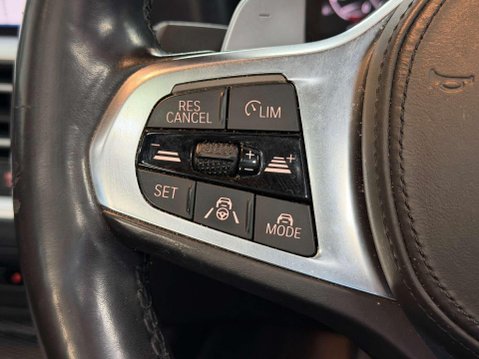 BMW 3 Series 2.0 330e 12kWh M Sport Saloon 4dr Petrol Plug-in Hybrid Auto Euro 6 (s/s) ( 25