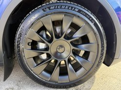 Tesla Model Y (Dual Motor) Long Range SUV 5dr Electric Auto 4WDE (384 bhp) 14