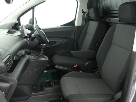 Peugeot Partner M 1.5 BlueHDi 100 Professional Plus 11
