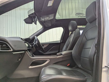 Jaguar F-Pace 2.0 F-Pace Chequered Flag AWD D Auto 4WD 5dr 53