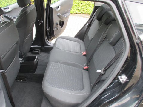 Ford Fiesta 1.1 Ti-VCT Zetec Euro 6 (s/s) 5dr 29