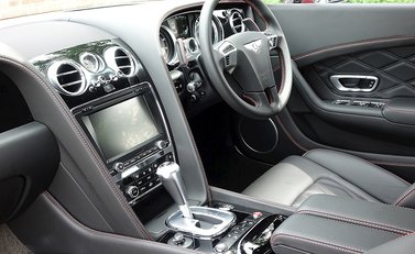 Bentley Continental GT Speed 5