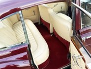 Bentley S1 Continental Mulliner Flying Spur 52