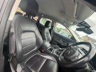 Jaguar E-Pace S 16