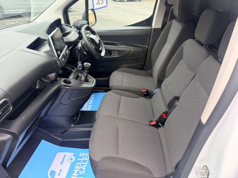 Peugeot Partner 1.5 Partner Professional Premium+ BHDi 18