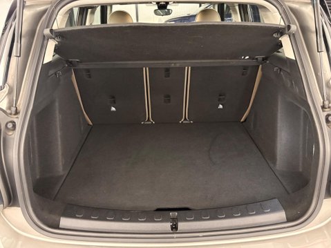 Mini Countryman 1.5 Cooper Exclusive Steptronic Euro 6 (s/s) 5dr 33