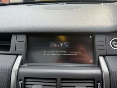 Land Rover Discovery Sport 2.0 Discovery Sport HSE Dynamic Luxury TD4 Auto 4WD 5dr 54