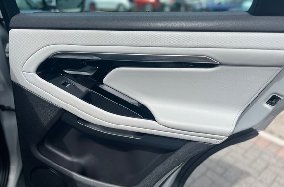 Land Rover Range Rover Evoque R-DYNAMIC S MHEV 25