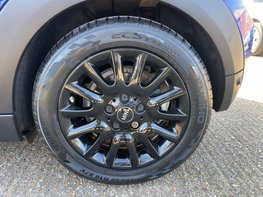 Mini Hatch 1.5 Cooper Classic 3dr 13