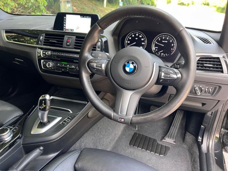 BMW 1 Series 1.5 118i GPF M Sport Shadow Edition Auto Euro 6 (s/s) 5dr 23