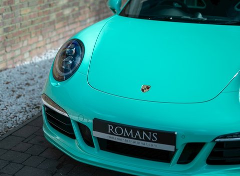 Porsche 911 (991) Carrera GTS 23