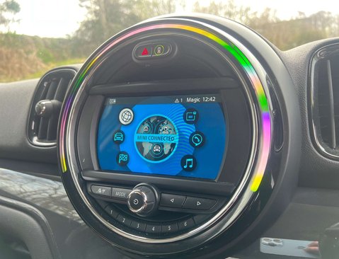 Mini Countryman 2.0 Countryman Cooper D ALL4 Auto 4WD 5dr 16