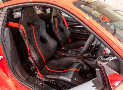 Ferrari F8 Tributo 8