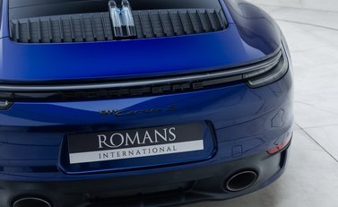 Porsche 911 Carrera S (992) 32