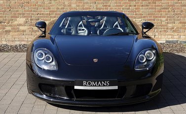 Porsche Carrera GT 17