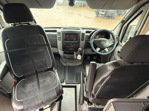 Mercedes-Benz Sprinter AB RACE CRUISER RACE VAN RACE TRUCK 24