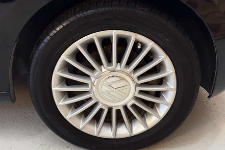 Volkswagen Up 1.0 High up! Hatchback 5dr Petrol ASG Euro 5 (75 ps) 56