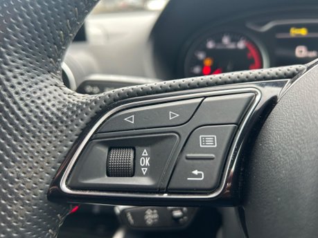 Audi Q2 1.4 TFSI CoD S line Euro 6 (s/s) 5dr 39