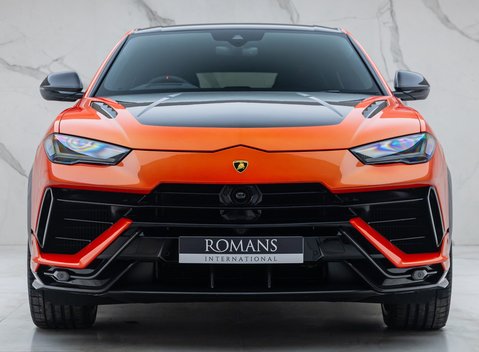 Lamborghini Urus PERFORMANTE 7