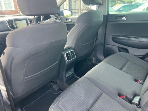 Kia Sportage 1.6 GDi 2 Euro 6 (s/s) 5dr 25