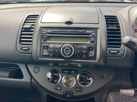 Nissan Note 1.6 16V Tekna Auto Euro 4 5dr 21