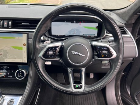 Jaguar F-Pace 2.0 D200 MHEV R-Dynamic HSE Auto AWD Euro 6 (s/s) 5dr 5