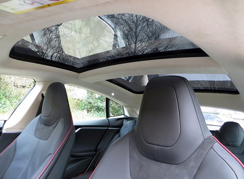 Tesla Model S P85 16